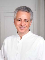 Doctor Rheumatologist Christophe